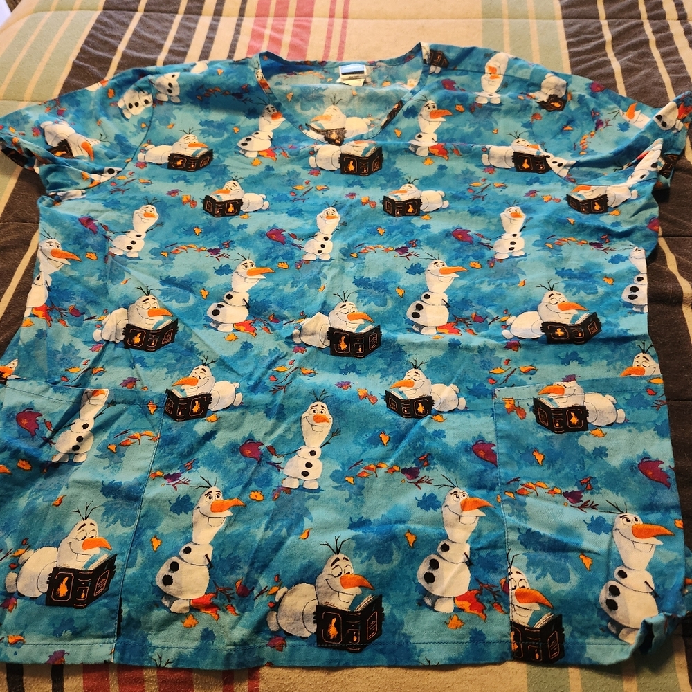 Woman's Scrub Top "Frozen"